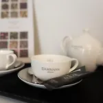 Caffe Delle Rose Les 게스트하우스 4*