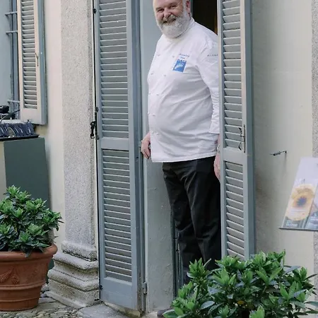 Pensionat Caffe Delle Rose Les 4*