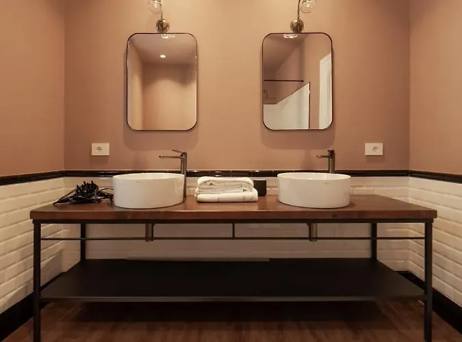 Caffe Delle Rose Les 게스트하우스 베르바니아