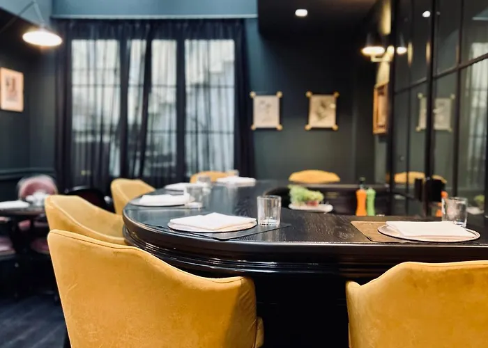 Caffe Delle Rose Les Pensjonat 4*