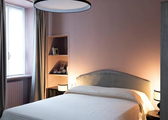 Caffe Delle Rose Les Pensjonat 4*